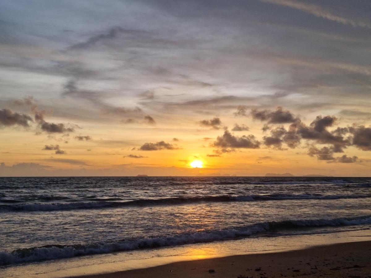 Scandinavian Beach Resort Ko Lanta Eksteriør billede