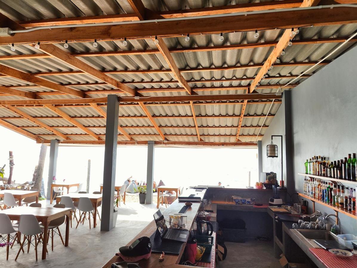 Scandinavian Beach Resort Ko Lanta Eksteriør billede