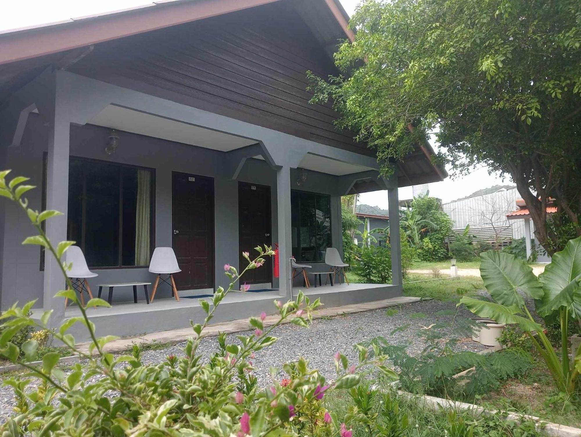 Scandinavian Beach Resort Ko Lanta Eksteriør billede