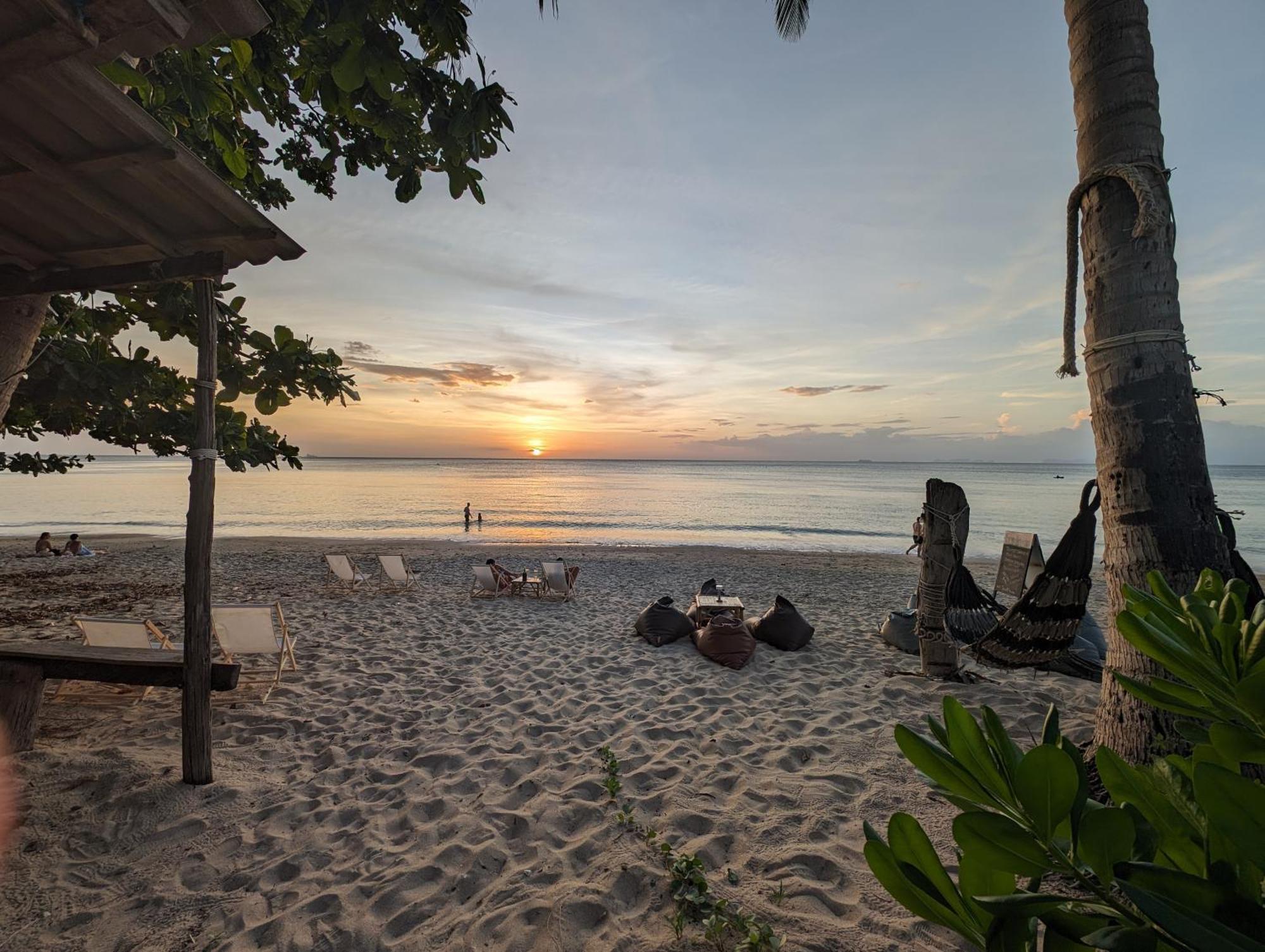 Scandinavian Beach Resort Ko Lanta Eksteriør billede